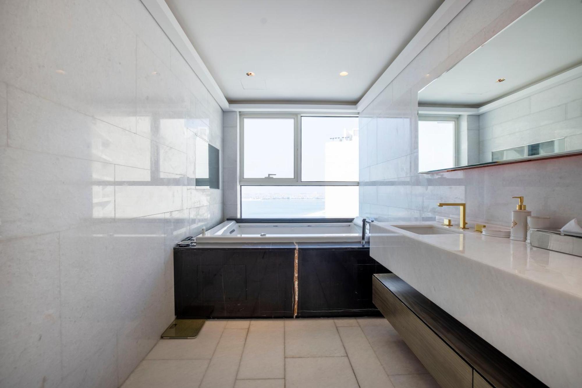 Five Palm Luxury Penthouse Full Marina View & Private Pool Hotel Dubai Exterior photo